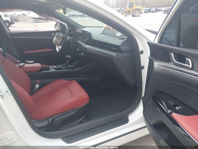 KNAG64J72S5357554 KIA K5 Gt-line