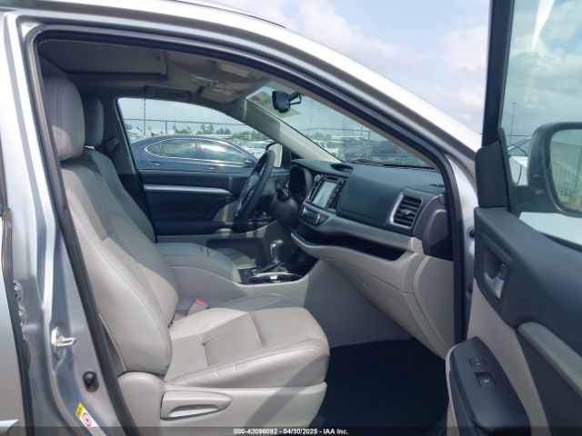 5TDKKRFH7FS049920 Toyota Highlander Xle V6