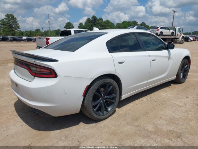 2C3CDXHG1GH174892 Dodge Charger Sxt