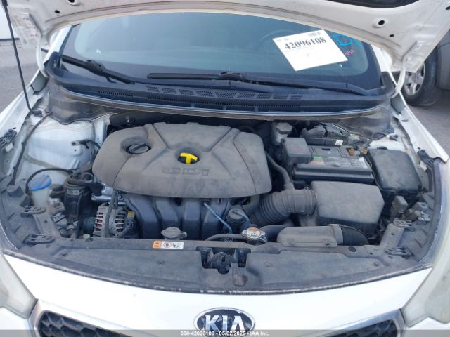 KNAFX4A88E5232175 KIA FORTE EX