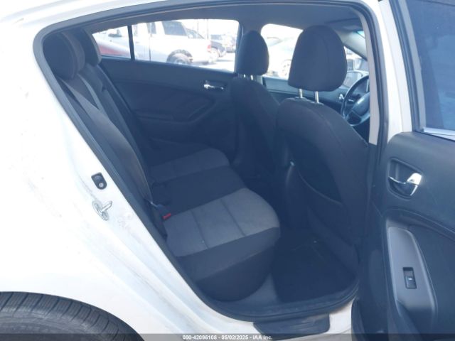 KNAFX4A88E5232175 KIA FORTE EX