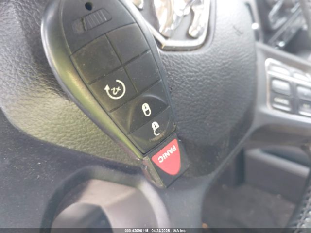 2016 RAM 1500 3C6RR7LT7GG194387 Photo 10