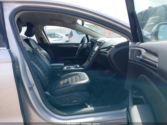 3FA6P0HD7HR244436 Ford FUSION SE