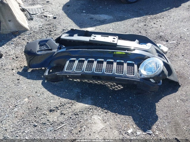 ZACNJBBB2KPK93083 Jeep 2019