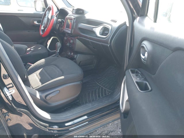 ZACNJBBB2KPK93083 Jeep 2019