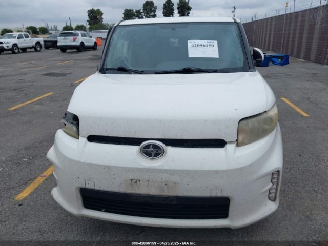 JTLZE4FEXEJ054060 Scion XB