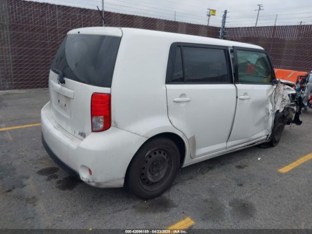JTLZE4FEXEJ054060 Scion XB