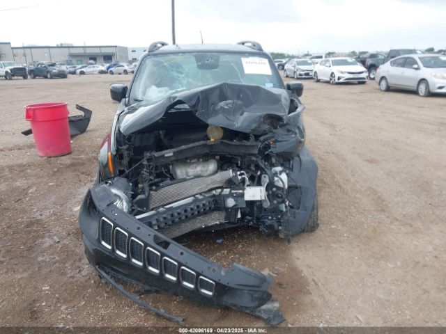 ZACNJABB3LPL46739 Jeep Renegade Latitude Fwd