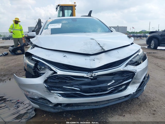 1G1ZD5ST9KF171600 Chevrolet MALIBU LT
