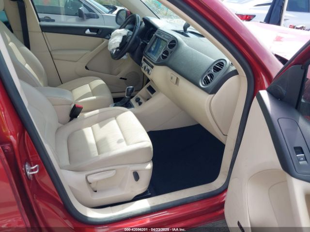 WVGAV3AX3EW108535 Volkswagen Tiguan Sel