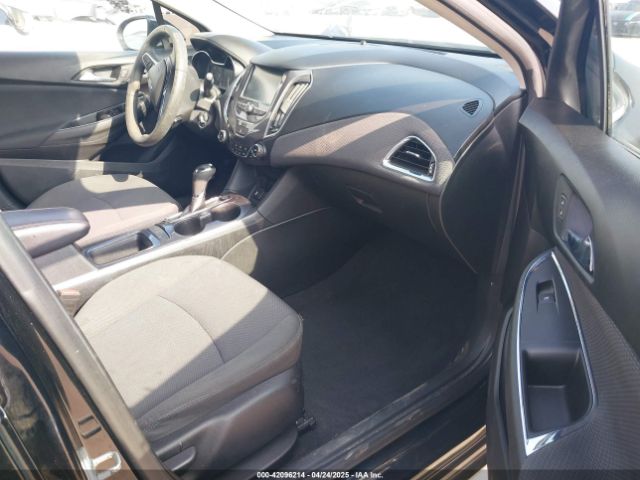 1G1BE5SM5J7178141 Chevrolet Cruze Lt Auto