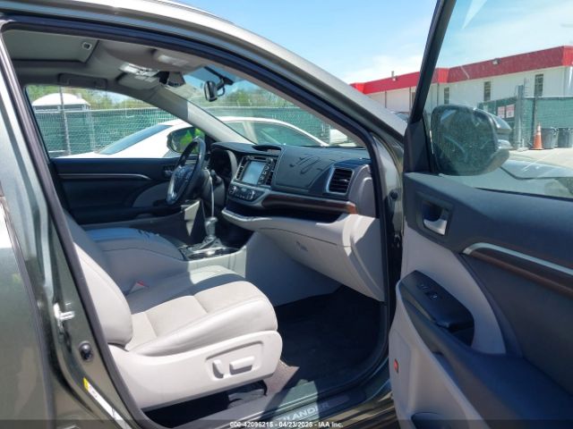 5TDDKRFHXES022587 Toyota Highlander Limited V6