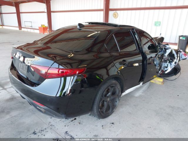 ZARFAMBN1K7607807 Alfa Romeo Giulia Ti Sport Rwd