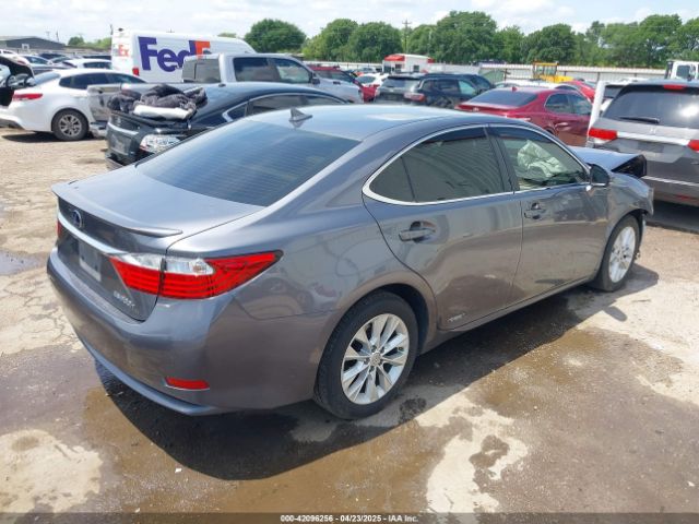JTHBW1GG3E2058002 Lexus ES 300H