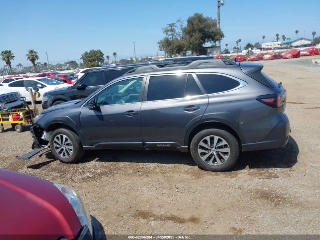 4S4BTAFC7R3223134 Subaru Outback Premium