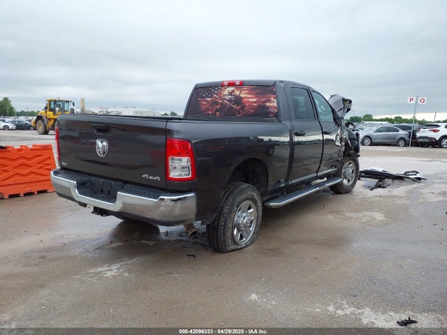 3C6UR5CJ8RG181826 RAM 2024
