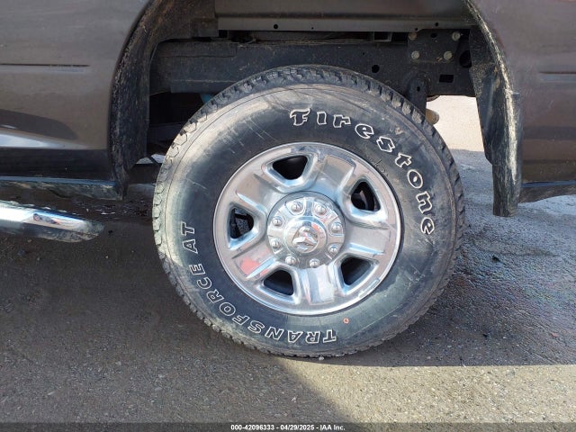 3C6UR5CJ8RG181826 RAM 2024
