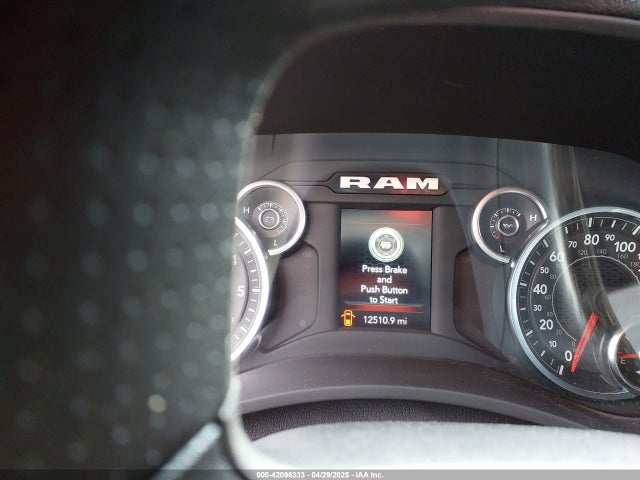 3C6UR5CJ8RG181826 RAM 2024