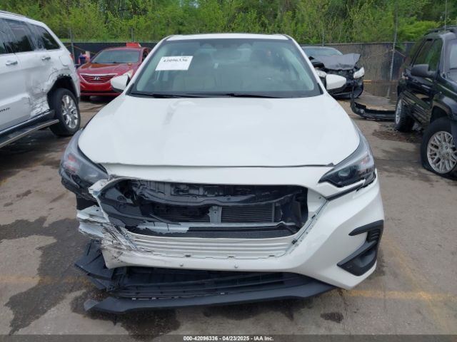 4S3BWAN69P3013221 Subaru Legacy Limited