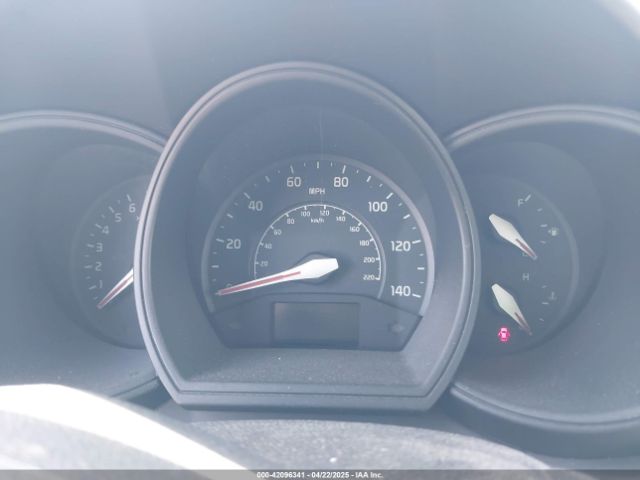 KNADM4A32F6526123 KIA RIO LX