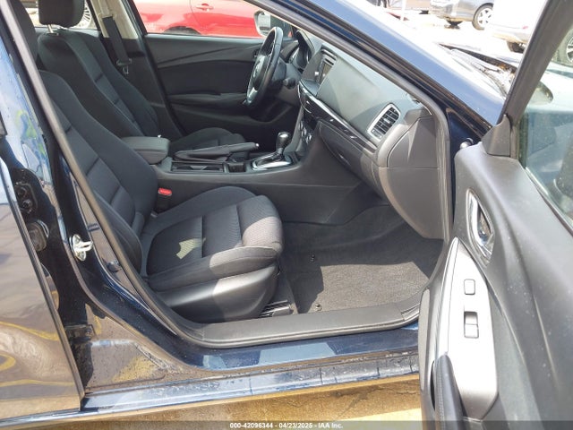 JM1GJ1U52F1201571 Mazda 2015