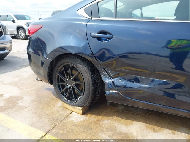 JM1GJ1U52F1201571 Mazda 2015