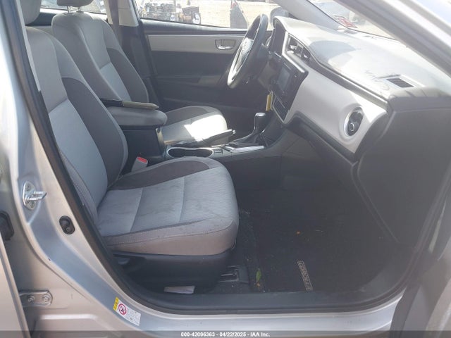 2T1BURHE3HC949156 Toyota COROLLA LE