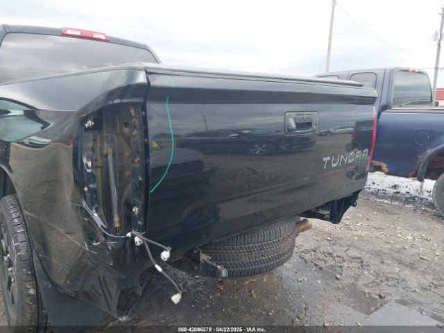 5TFUW5F11KX807277 Toyota Tundra Sr5 5.7l V8