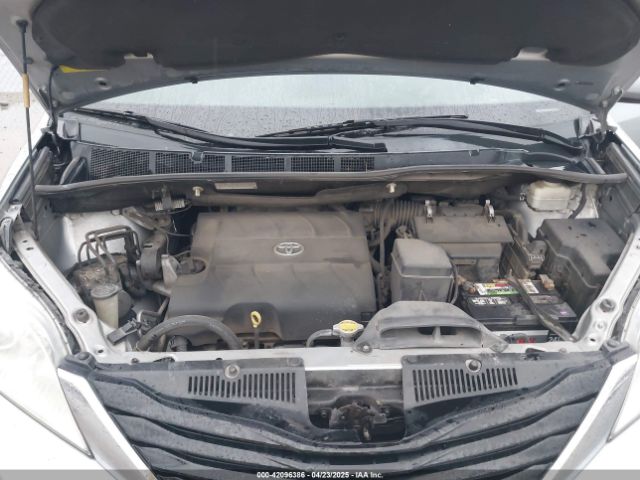 5TDKK3DC9ES501255 Toyota Sienna Le V6 8 Passenger
