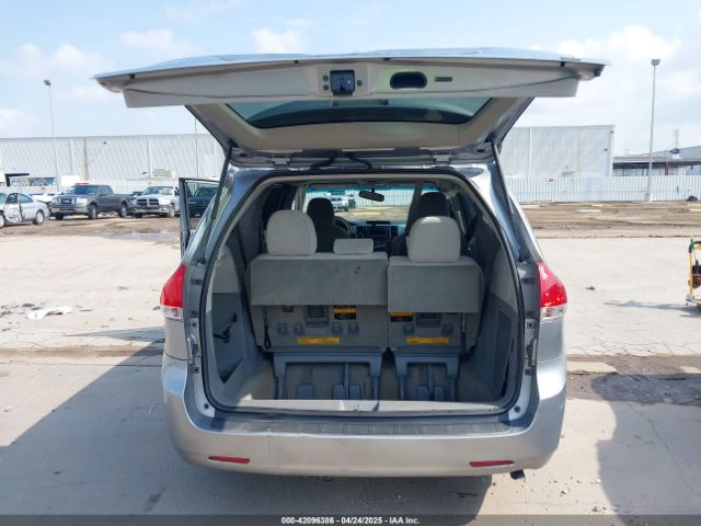 5TDKK3DC9ES501255 Toyota Sienna Le V6 8 Passenger