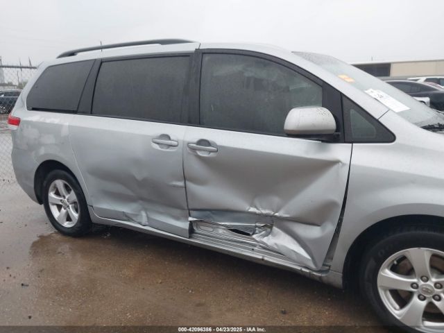 5TDKK3DC9ES501255 Toyota Sienna Le V6 8 Passenger