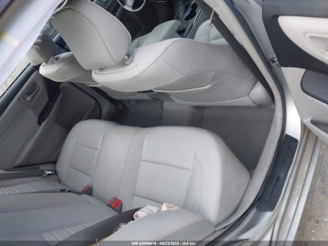 4T1BD1FK9HU213136 Toyota Camry Hybrid Xle