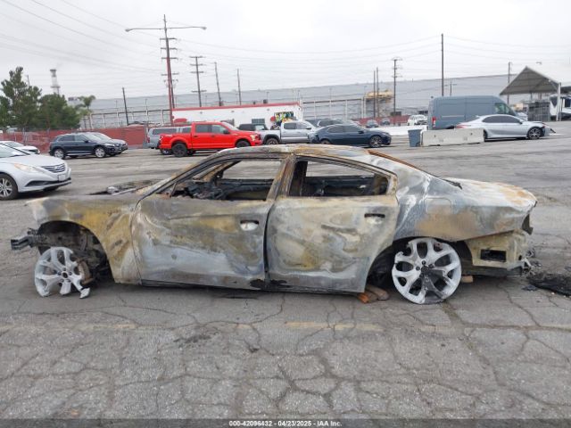 2C3CDXHG6KH673647 Dodge Charger Gt Rwd