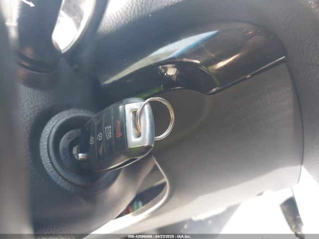 5XYKTDA64FG616118 KIA SORENTO LX