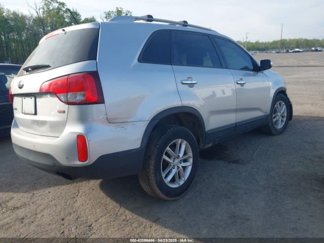 5XYKTDA64FG616118 KIA SORENTO LX