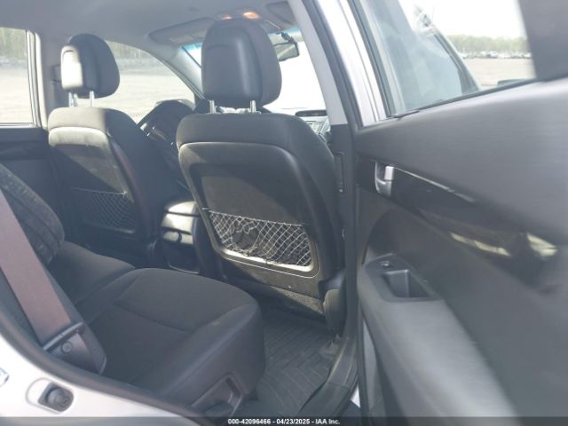 5XYKTDA64FG616118 KIA SORENTO LX