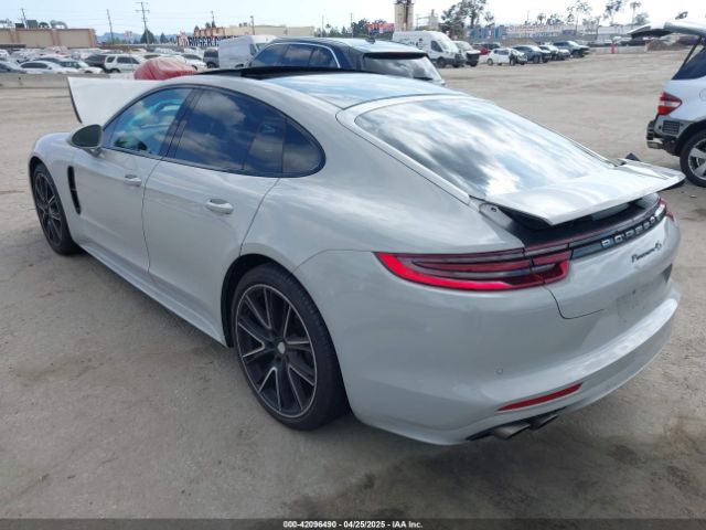 2018 PORSCHE PANAMERA WP0AB2A77JL136843 Photo 2