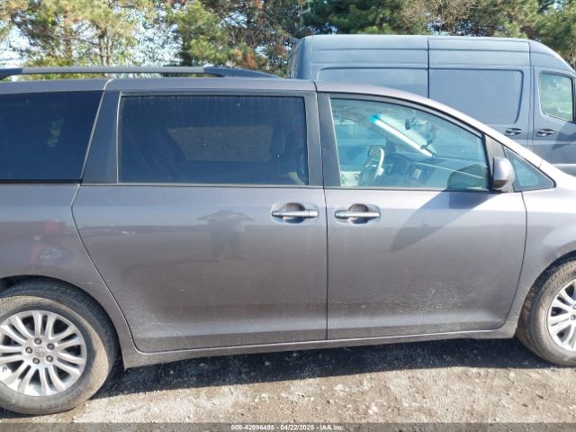 5TDYK3DC4ES493852 Toyota Sienna Xle V6 8 Passenger