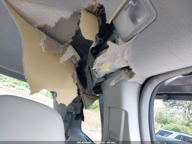 5TDYK3DC4ES493852 Toyota Sienna Xle V6 8 Passenger