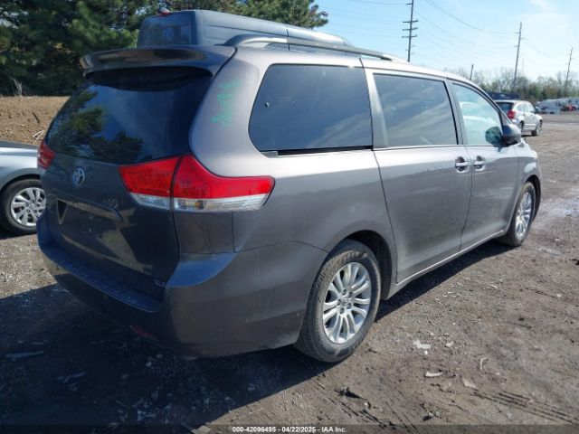 5TDYK3DC4ES493852 Toyota Sienna Xle V6 8 Passenger