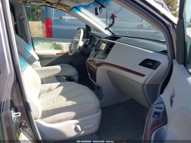 5TDYK3DC4ES493852 Toyota Sienna Xle V6 8 Passenger