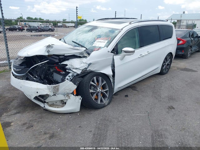2C4RC1GG9JR101097 Chrysler Pacifica