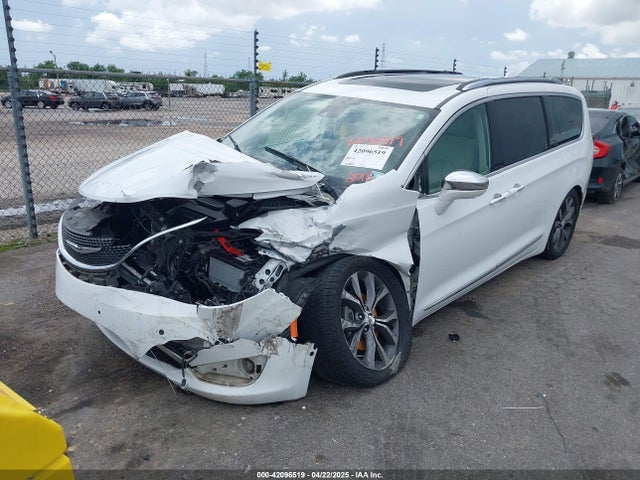 2C4RC1GG9JR101097 Chrysler Pacifica