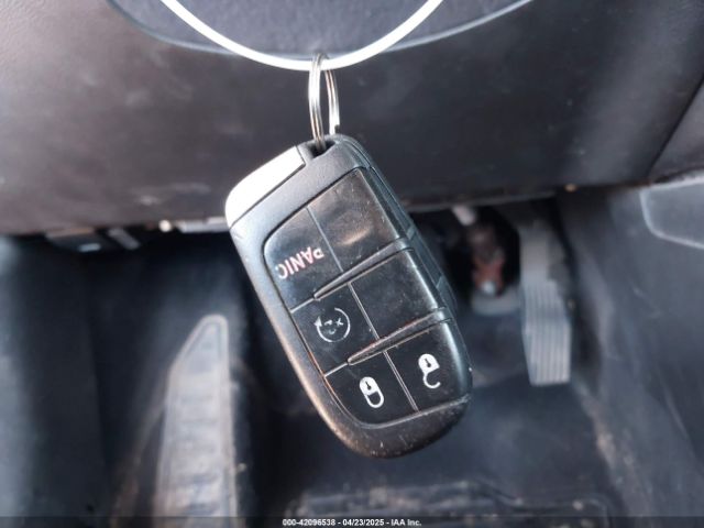 ZACCJBBB8HPF61752 Jeep Renegade Latitude 4x4