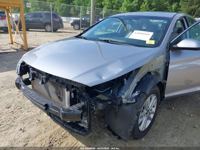 5NPE24AF0FH027110 Hyundai SONATA SE