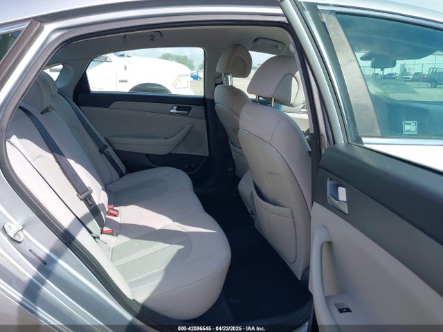 5NPE24AF0FH027110 Hyundai SONATA SE