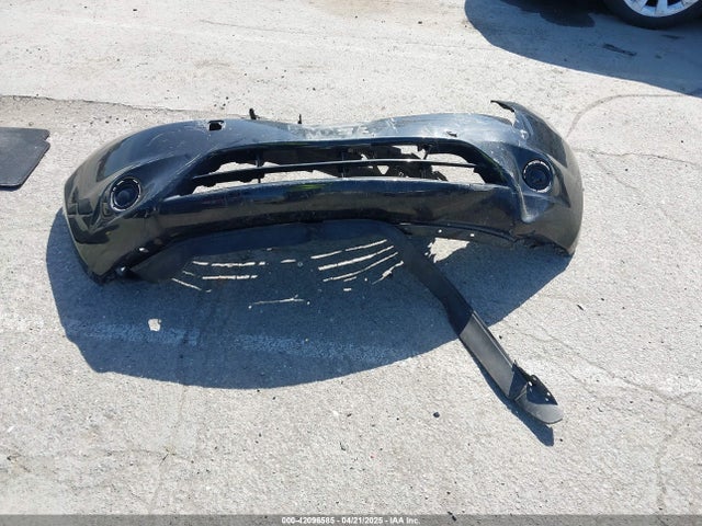 5YFVPMAE0NP386046 Toyota COROLLA LE