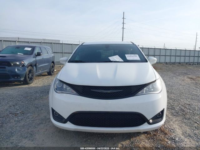 2C4RC1FG5JR235381 Chrysler Pacifica Touring Plus