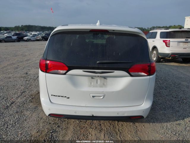 2C4RC1FG5JR235381 Chrysler Pacifica Touring Plus