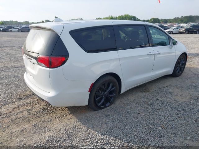 2C4RC1FG5JR235381 Chrysler Pacifica Touring Plus